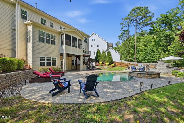 917 Cambridge Hall Loop, Apex, NC 27539