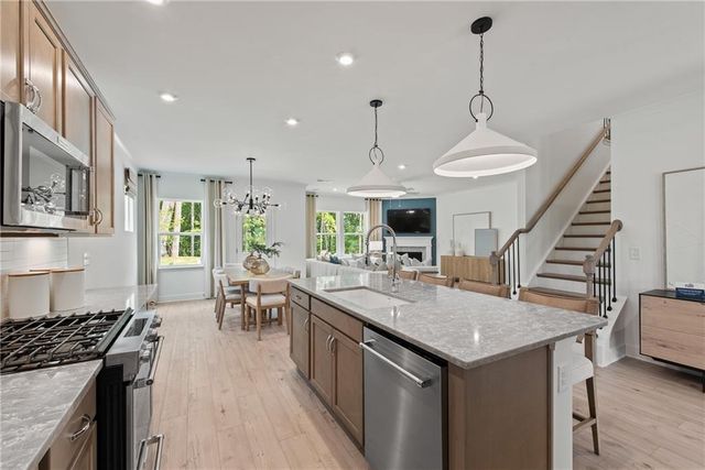 814 Tupelo Way, Villa Rica, GA 30180