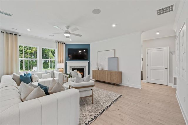 814 Tupelo Way, Villa Rica, GA 30180