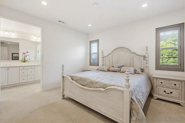 7938 Lusardi Creek Ln, San Diego, CA 92127