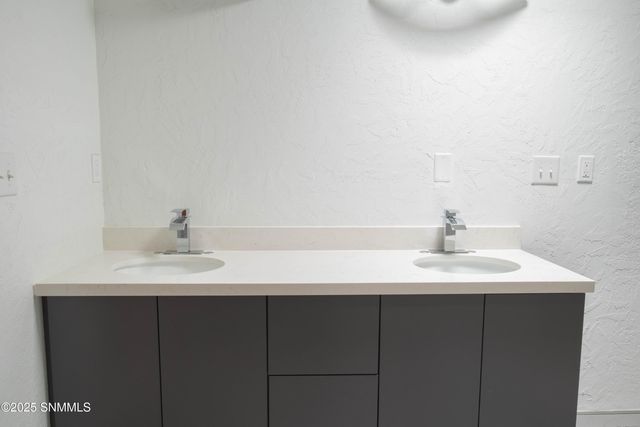 1409 Via Norte, Las Cruces, NM 88005