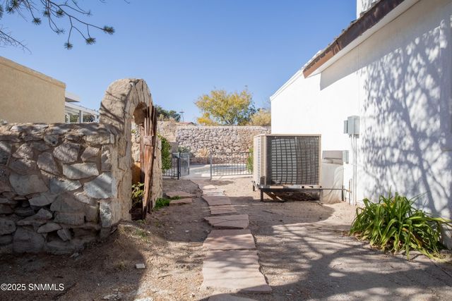 1409 Via Norte, Las Cruces, NM 88005