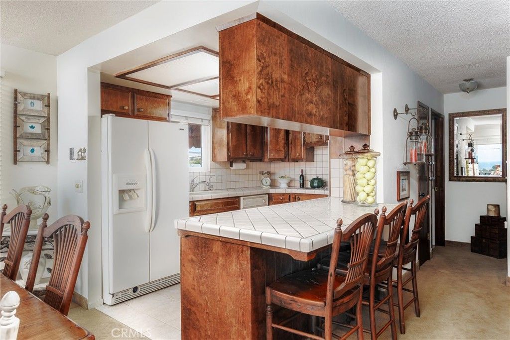 Image 10 of property listing at 487 & 489 Estero, Morro Bay, CA 93442