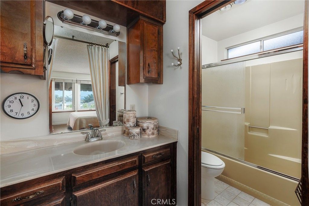 Image 13 of property listing at 487 & 489 Estero, Morro Bay, CA 93442
