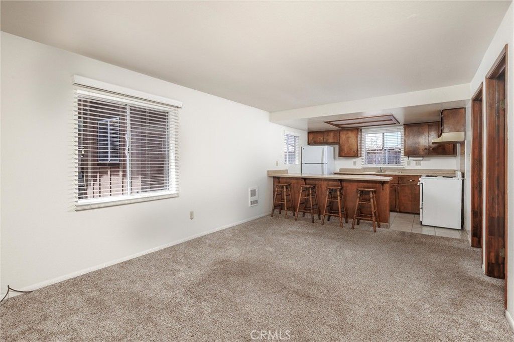 Image 27 of property listing at 487 & 489 Estero, Morro Bay, CA 93442