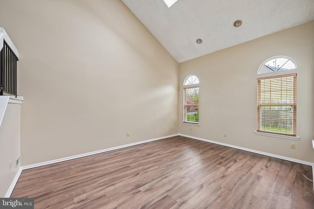 9 MINIVER CT, Mount Laurel, NJ 08054