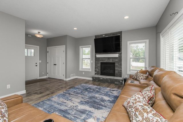 1114 Susan Lane, Roberts, WI 54023