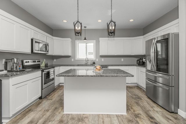 1114 Susan Lane, Roberts, WI 54023