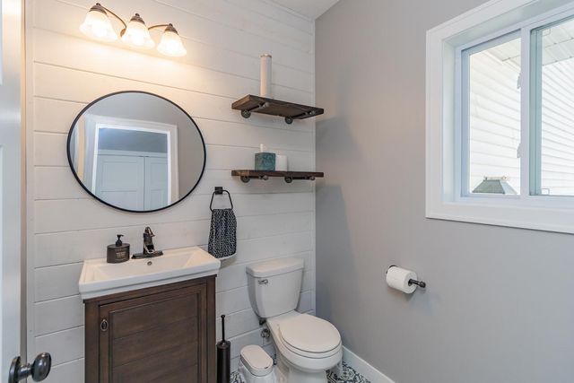 1114 Susan Lane, Roberts, WI 54023