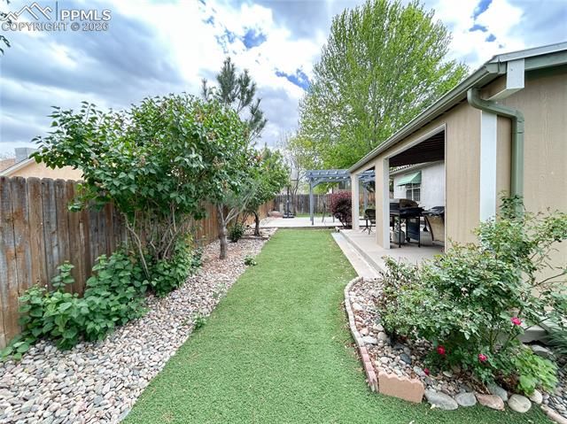 560 N Robinson Avenue, Florence, CO 81226