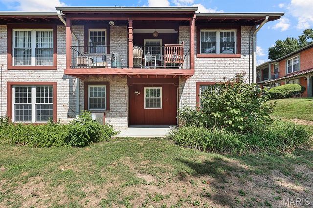 8728 Santa Bella Drive B, Hazelwood, MO 63042
