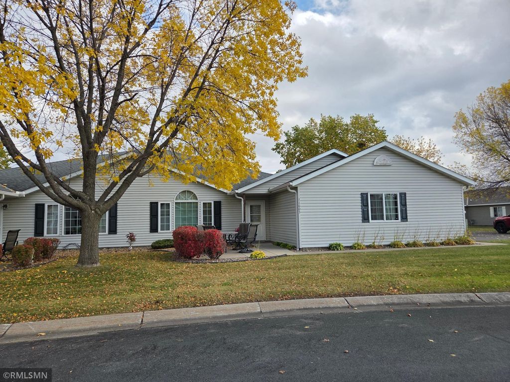 11003 57th Street NE, Albertville, MN 55301