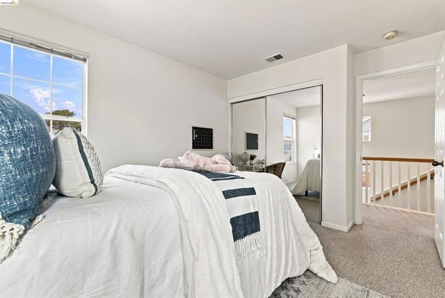 24 Southwind Cir, Richmond, CA 94804