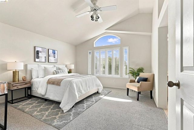 24 Southwind Cir, Richmond, CA 94804