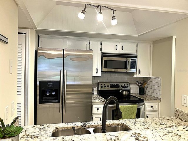 956 5TH STREET 9A, Clermont, FL 34711