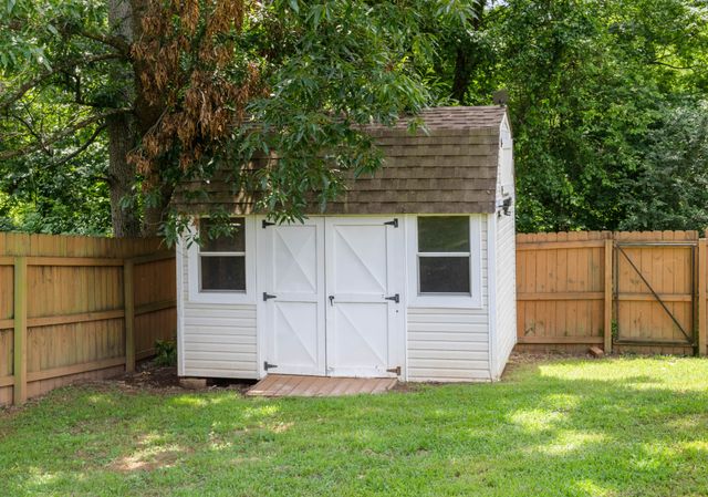 182 Cummings Creek Rd, Clarksville, TN 37042