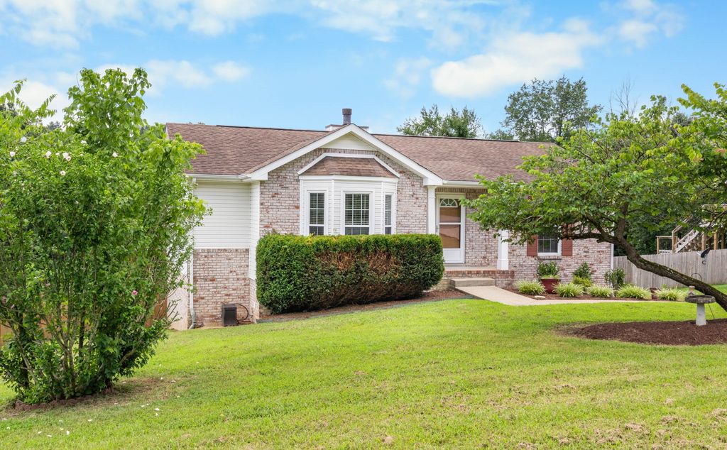 182 Cummings Creek Rd, Clarksville, TN 37042