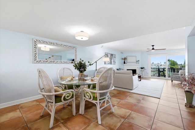11835 3RD STREET E, Treasure Island, FL 33706