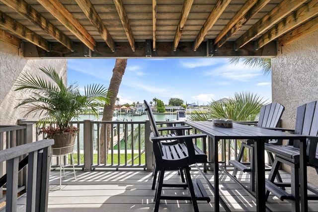 11835 3RD STREET E, Treasure Island, FL 33706