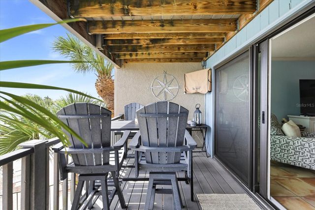 11835 3RD STREET E, Treasure Island, FL 33706