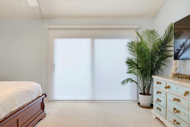 11835 3RD STREET E, Treasure Island, FL 33706