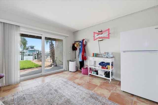 11835 3RD STREET E, Treasure Island, FL 33706