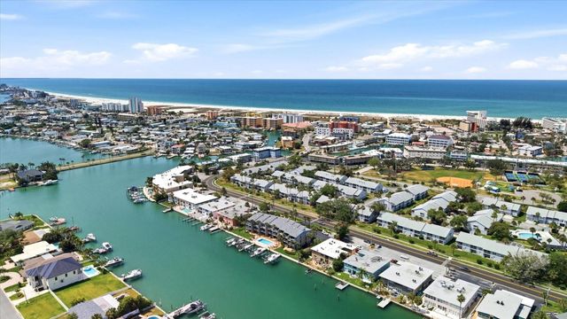 11835 3RD STREET E, Treasure Island, FL 33706