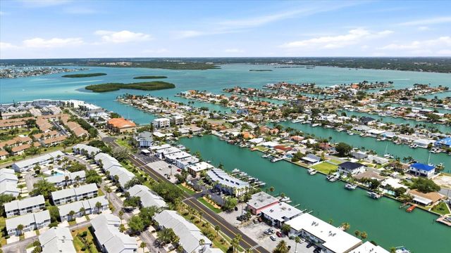 11835 3RD STREET E, Treasure Island, FL 33706