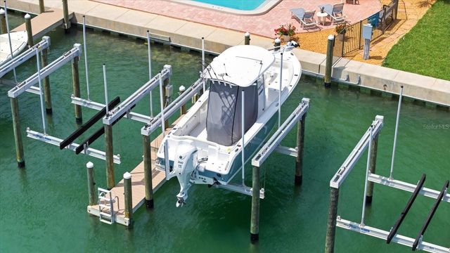 11835 3RD STREET E, Treasure Island, FL 33706