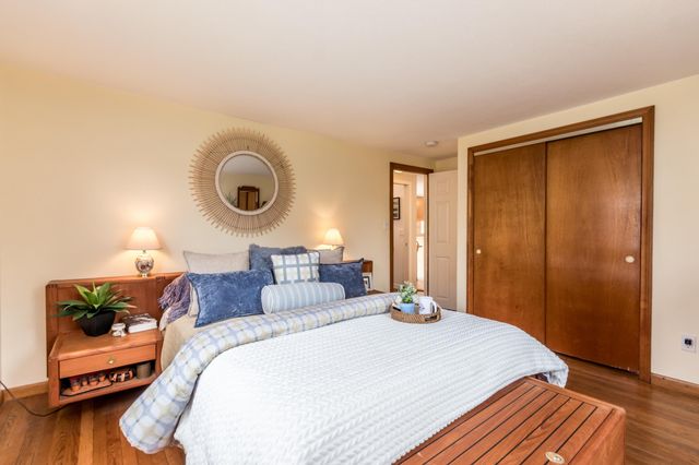 9 Mansfield Avenue, Marstons Mills, MA 02648