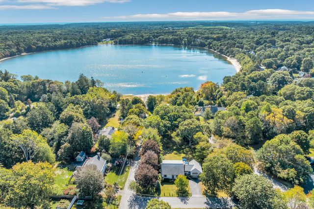 9 Mansfield Avenue, Marstons Mills, MA 02648