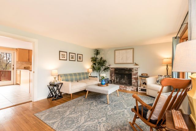 9 Mansfield Avenue, Marstons Mills, MA 02648