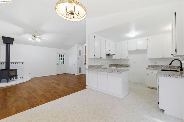 22462 E Rhine River Dr, Sonora, CA 95370