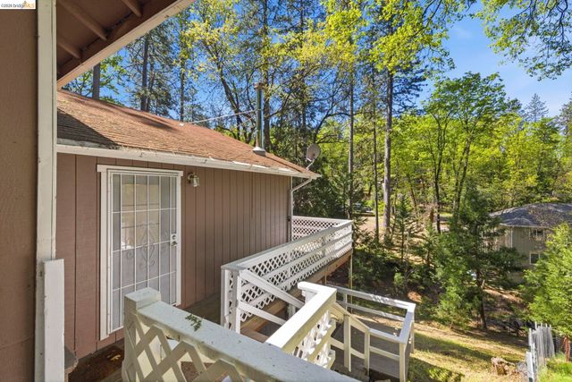 22462 E Rhine River Dr, Sonora, CA 95370