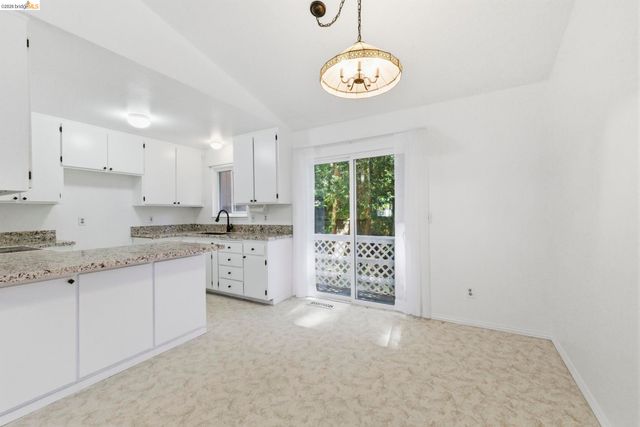 22462 E Rhine River Dr, Sonora, CA 95370