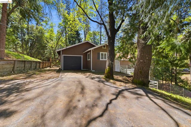 22462 E Rhine River Dr, Sonora, CA 95370