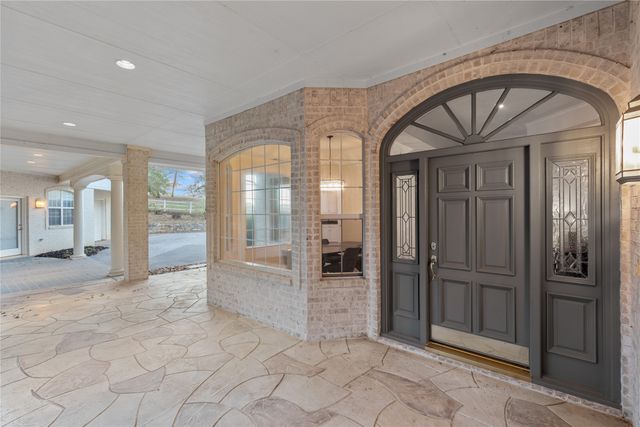 10984 Stagecoach Pass, Pilot Point, TX 76258