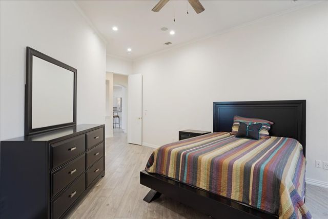 10984 Stagecoach Pass, Pilot Point, TX 76258