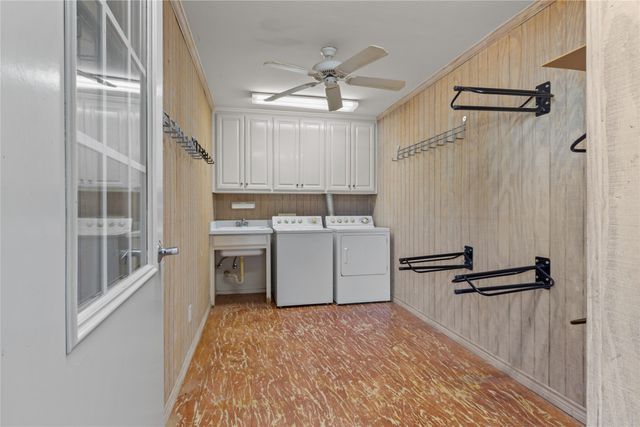 10984 Stagecoach Pass, Pilot Point, TX 76258