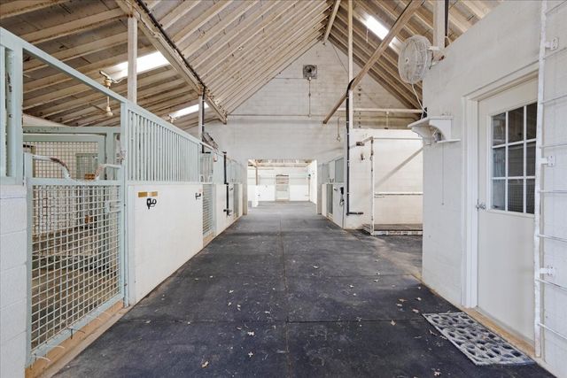 10984 Stagecoach Pass, Pilot Point, TX 76258