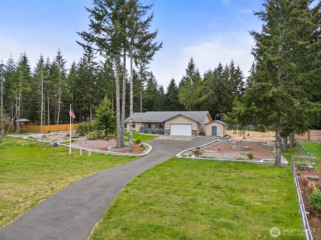 5016 E Brockdale Road, Shelton, WA 98584
