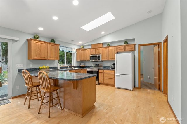 5016 E Brockdale Road, Shelton, WA 98584