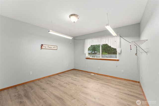 5016 E Brockdale Road, Shelton, WA 98584