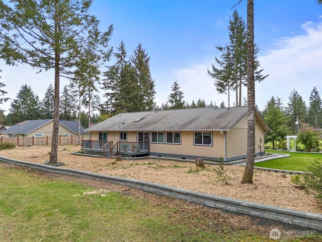 5016 E Brockdale Road, Shelton, WA 98584