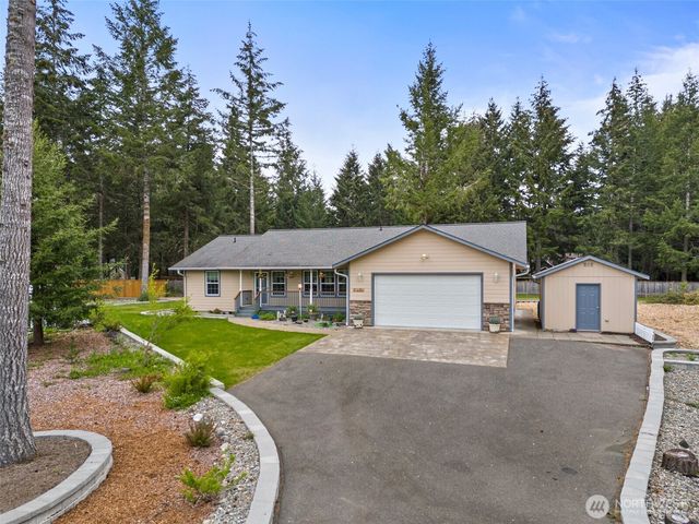 5016 E Brockdale Road, Shelton, WA 98584
