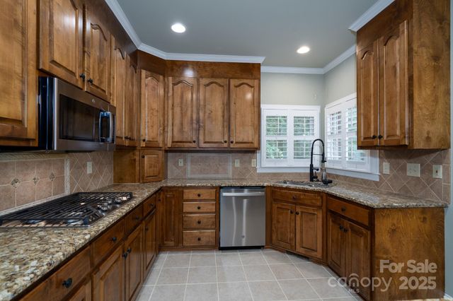 4672 Snow Drive, Harrisburg, NC 28075