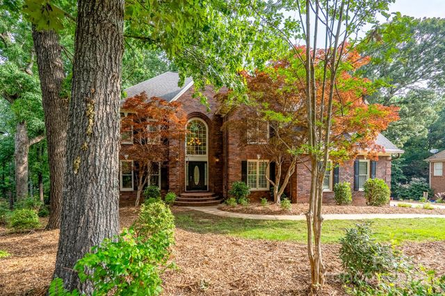 4672 Snow Drive, Harrisburg, NC 28075