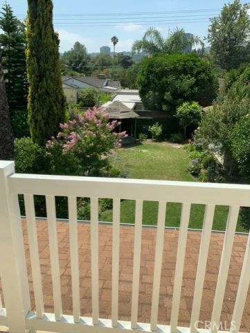 10536 Woodbridge, Toluca Lake, CA 91602