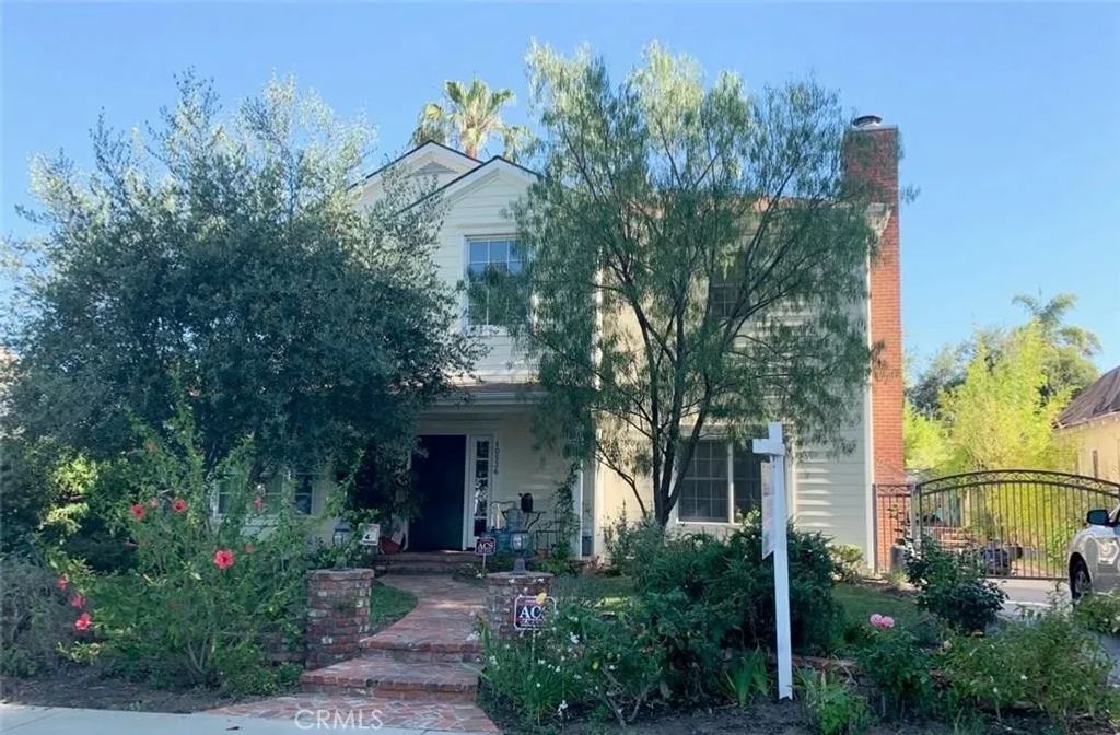 10536 Woodbridge, Toluca Lake, CA 91602