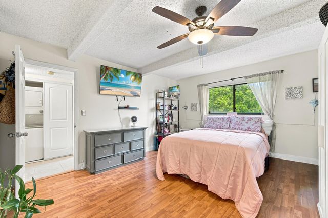 1265 S Flagler Avenue 220, Pompano Beach, FL 33060